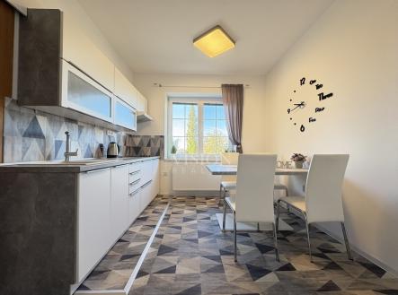 img-2935.jpeg | Pronájem bytu, 2+kk, 354 m²