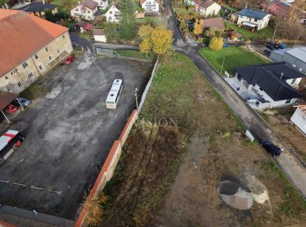 dji-fly-20251104-091806-0004-1762244628306-photo.jpg | Prodej - pozemek pro bydlení, 933 m²