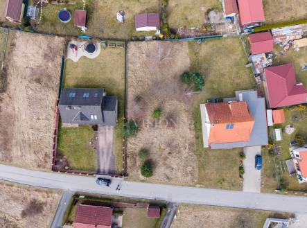 plana-nad-luznici-dron-2.jpg | Prodej - pozemek pro bydlení, 1 103 m²