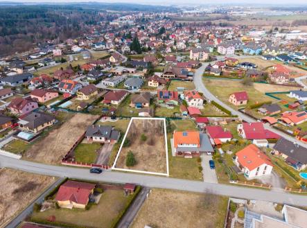 plana-nad-luznici-dron-4-2.jpg | Prodej - pozemek pro bydlení, 1 103 m²