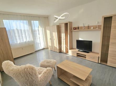 02-pokoj.jpeg | Pronájem bytu, 1+1, 42 m²