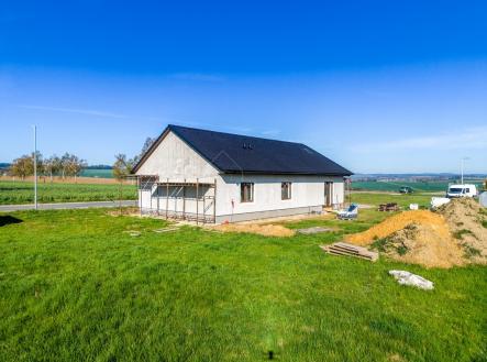 dji-20260422075647-0544-d-hdr.jpg | Prodej - dům/vila, 114 m²