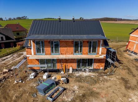 dji-20260313121633-0487-d-hdr.jpg | Prodej - dům/vila, 149 m²