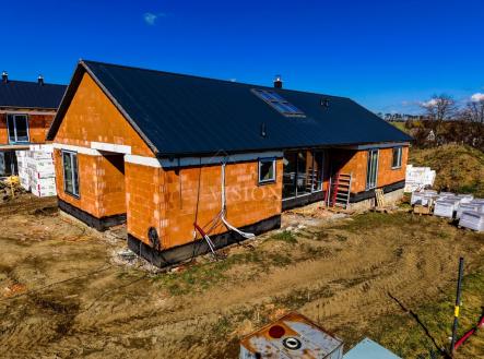 dji-20260313121716-0507-d-hdr.jpg | Prodej - dům/vila, 147 m²