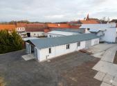 Pronájem - skladovací prostor, 320 m²