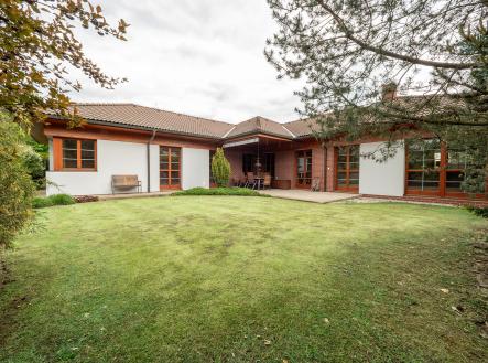Prodej - dům/vila, 229 m²