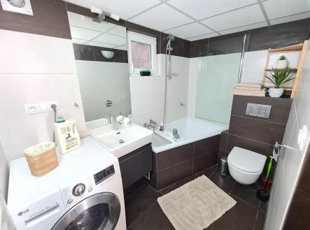 Pronájem bytu, 2+kk, 51 m²