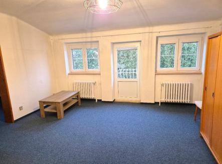 Pronájem bytu, 2+1, 90 m²