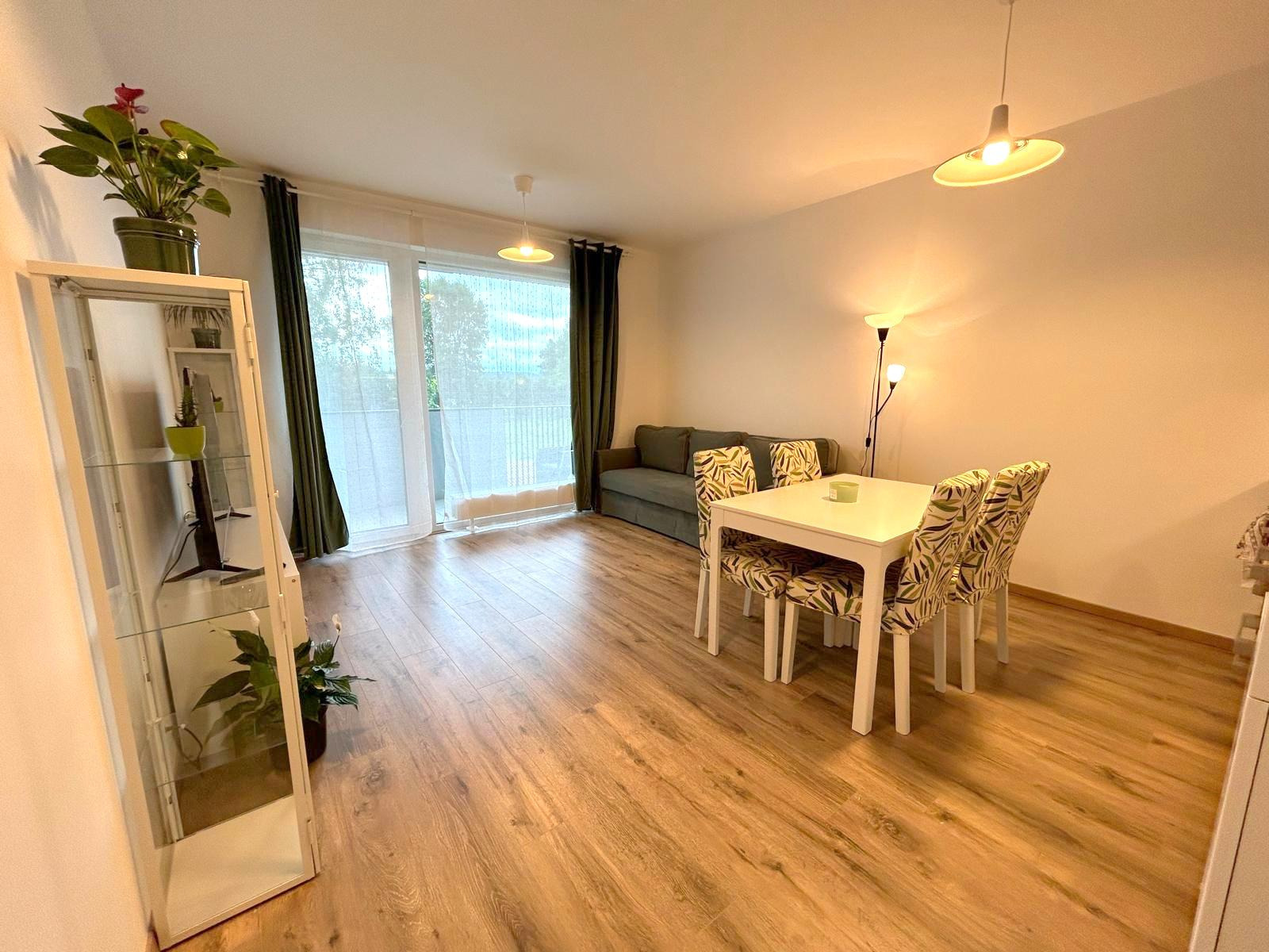 Pronájem bytu 2+kk/T,PS, 74 m2, P4-Modřany, ul. Zlochova, 3.NP, cihla, sklep
