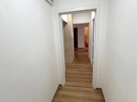 Pronájem bytu, 4+1, 81 m²