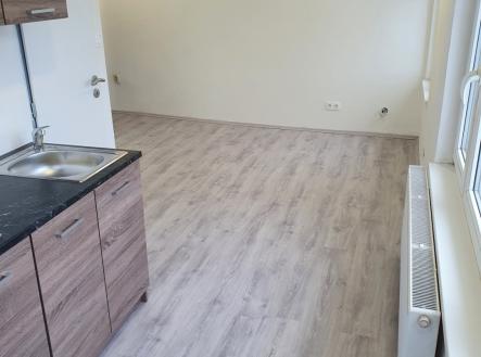 Pronájem bytu, 1+kk, 35 m²