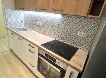 Pronájem bytu, 3+1, 73 m²