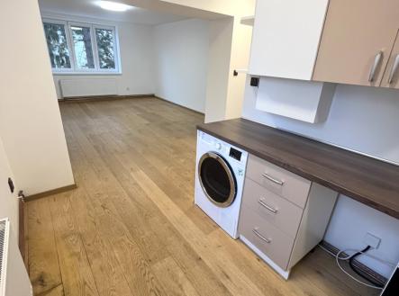 Pronájem bytu, 2+1, 57 m²