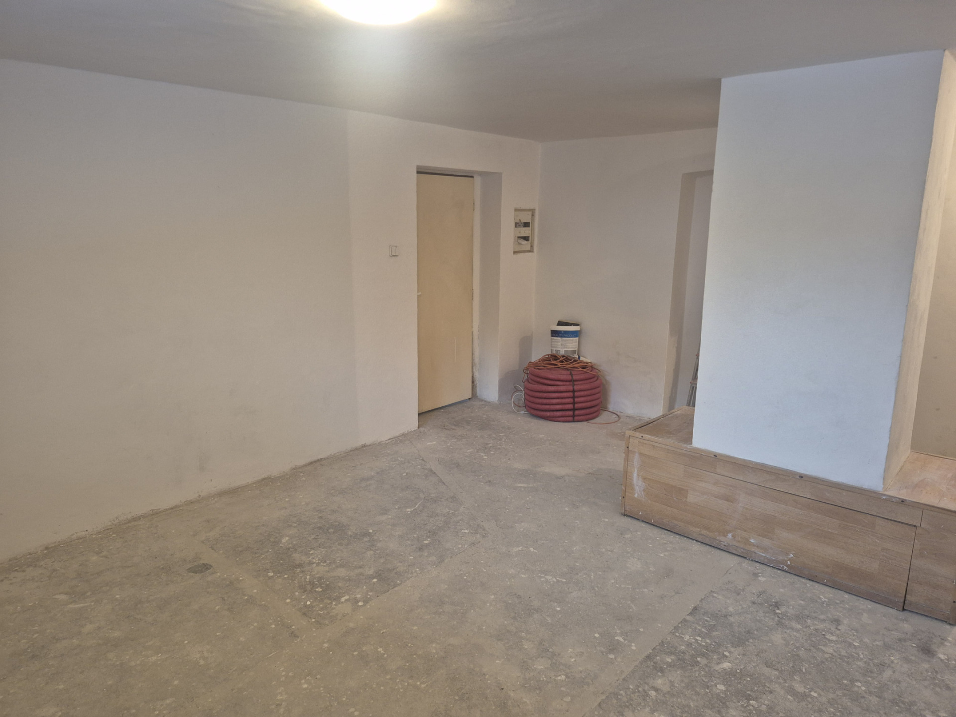 Pronájem skladu 25 m2, P4-Michle, ul. Baarova, 1.NP, cihla