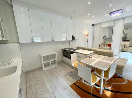 Pronájem bytu, 2+kk, 45 m²