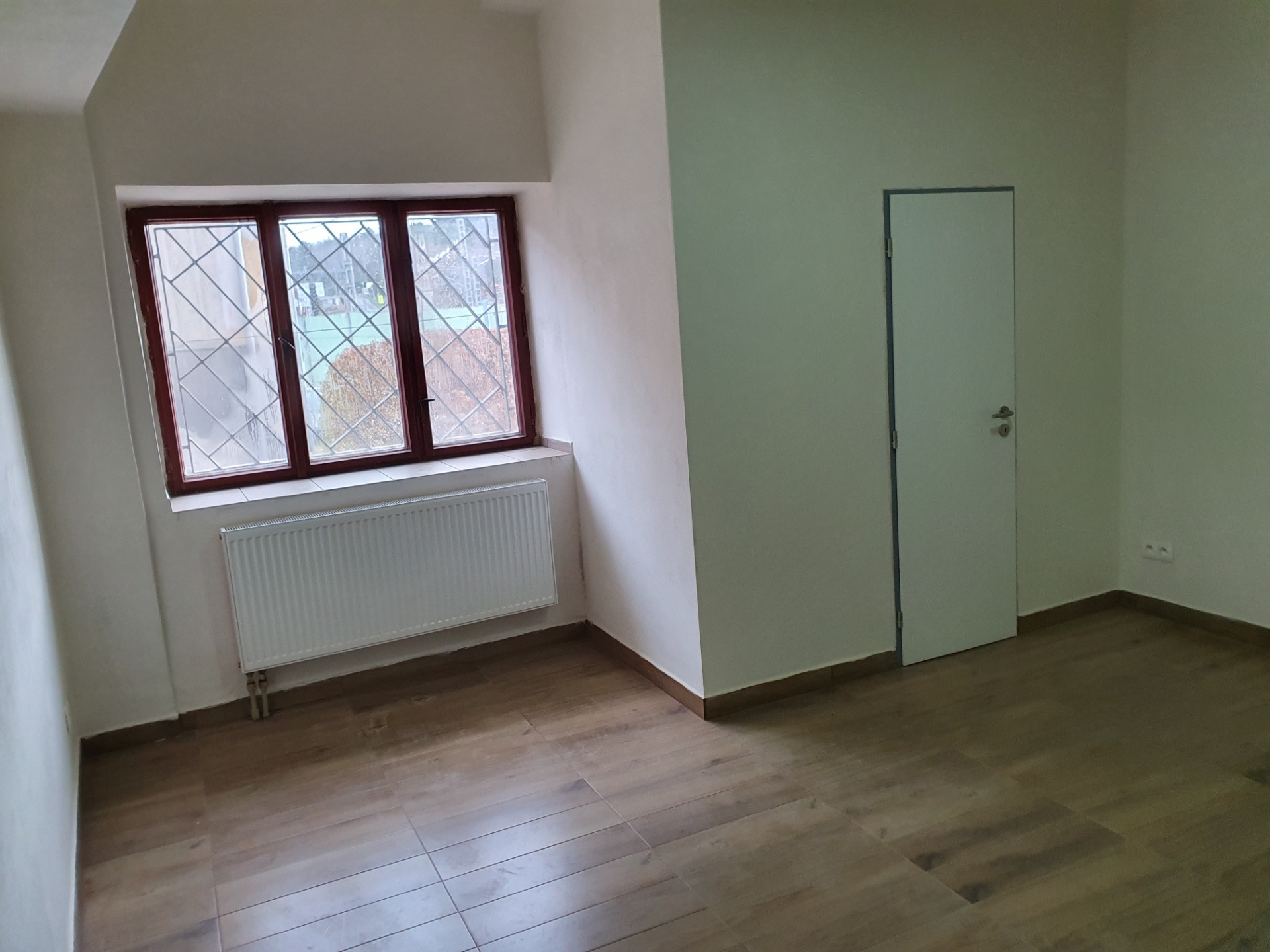 Pronájem bytu 1+kk, 30 m2, Strančice, ul. Průmyslová, 1.NP, cihla