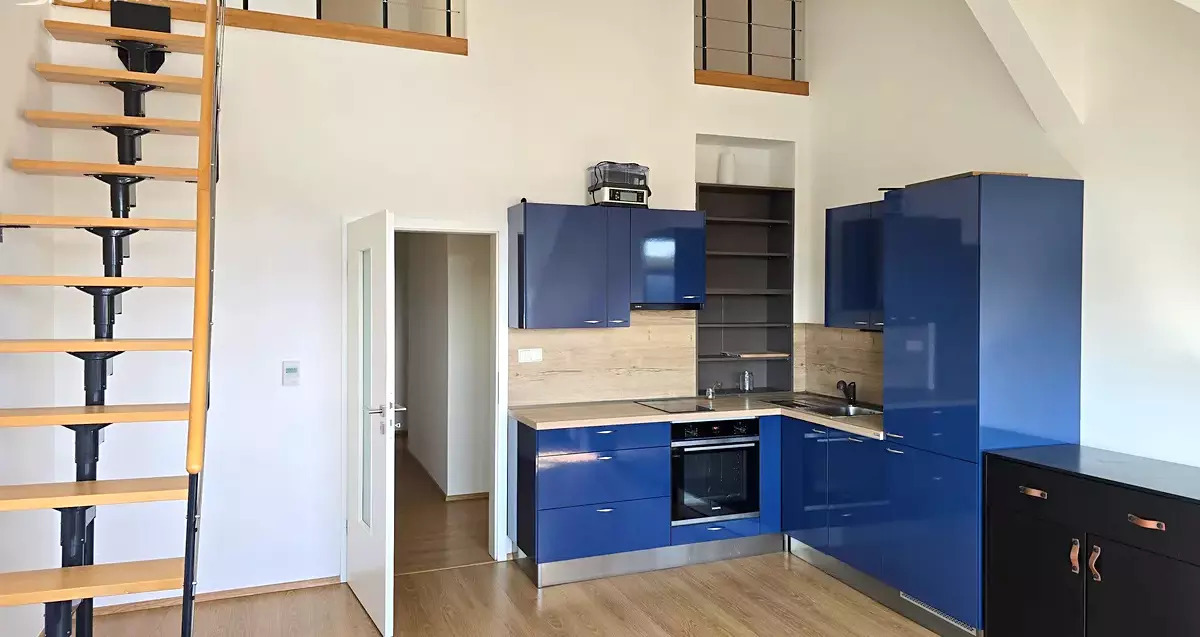 Pronájem bytu 2+kk, 74,8 m2, P4-Michle, ul. U Plynárny, 7.NP, cihla, sklep