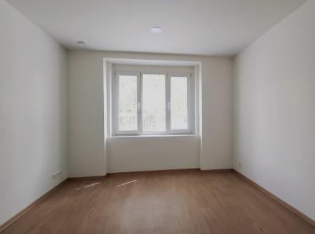 Pronájem bytu, 1+kk, 27 m² obrázek
