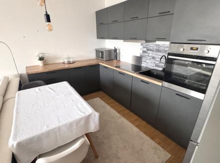 Pronájem bytu, 2+kk, 59 m²