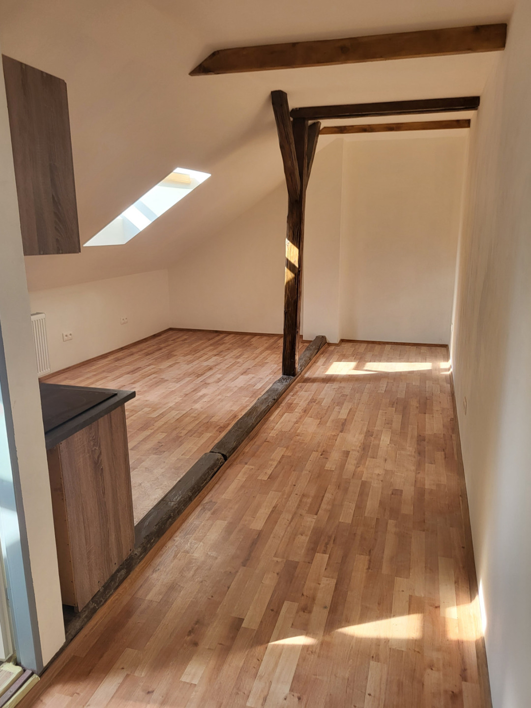Pronájem bytu 1+kk, 30 m2, Strančice, ul. Průmyslová, 3.NP, cihla