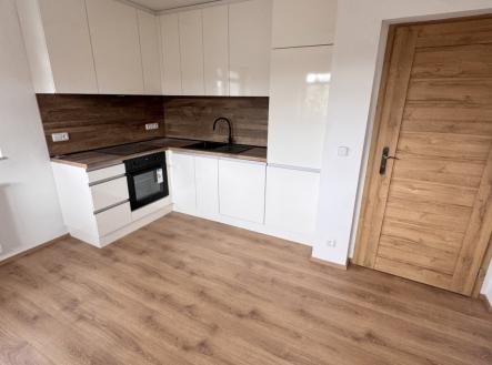 Pronájem bytu, 2+kk, 46 m²