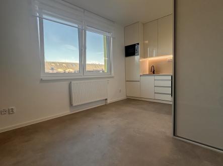 img-7593.jpeg | Pronájem bytu, 1+kk, 22 m²