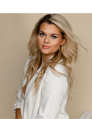 Mgr. Andrea Štecová