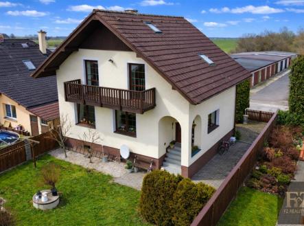 1-1.png | Prodej - dům/vila, 130 m²