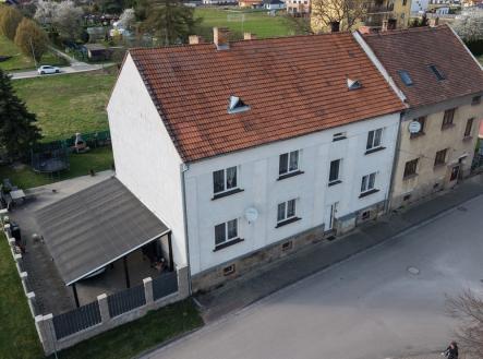 2.jpg | Prodej - nájemní dům, 330 m²
