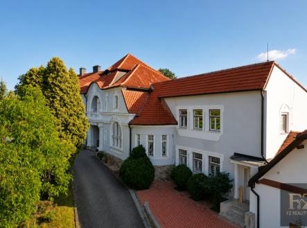 chatgpt-image-15.6.2026-13-53-13.png | Prodej - dům/vila, 800 m²
