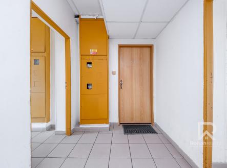 Vstup do bytu | Prodej bytu, 3+1, 60 m²