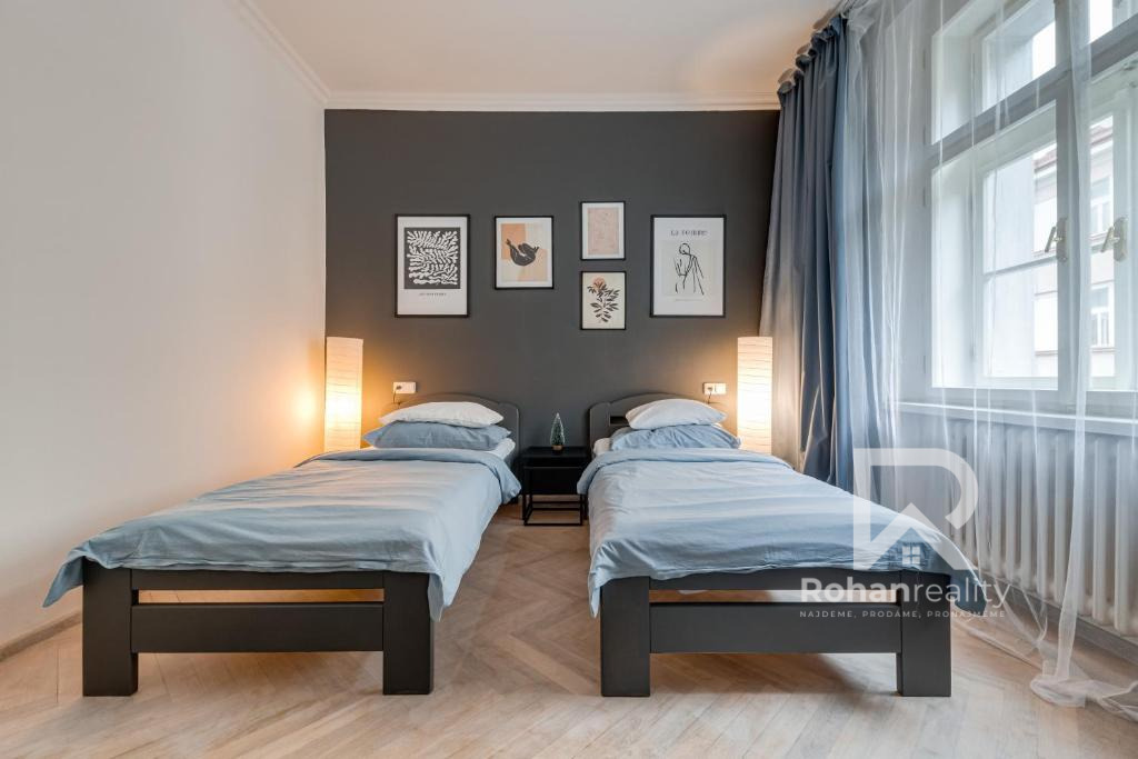 Pronájem moderních 1+kk  Víta Nejedlého, Praha 3 – Žižkov