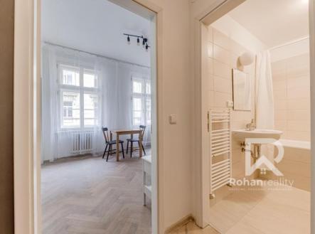 Pronájem bytu, 1+kk, 35 m²