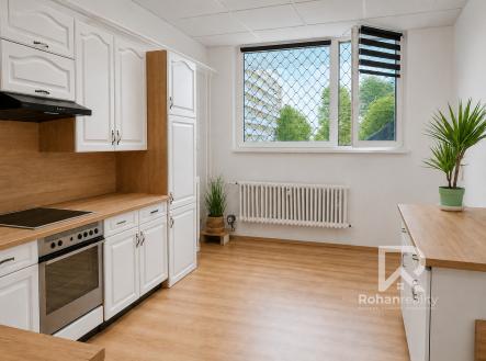 Kuchyně - skutečný stav | Prodej bytu, 4+kk, 60 m²