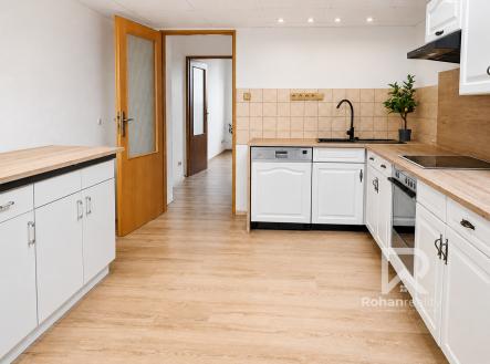 Kuchyně - skutečný stav | Prodej bytu, 4+kk, 60 m²