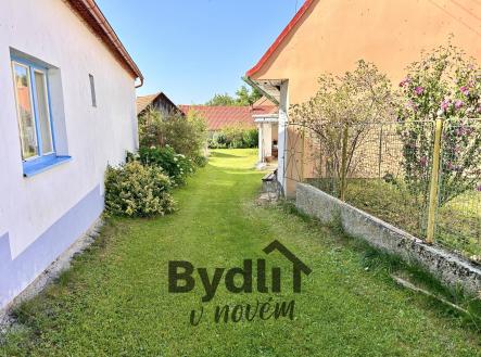 A51C8648-F648-4369-ACD2-71A0A0997436_1_201_a | Prodej - zemědělský objekt, 1 977 m²