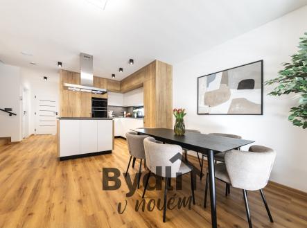 _58A2700 | Prodej - dům/vila, 121 m²