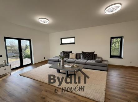 a15e50a3-e6aa-410f-9660-619aa2588b17 | Prodej - dům/vila, 89 m²