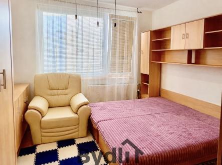 79cb2c6e-2665-40a3-b87f-ed9a02b375c4 | Prodej bytu, 2+1, 58 m²