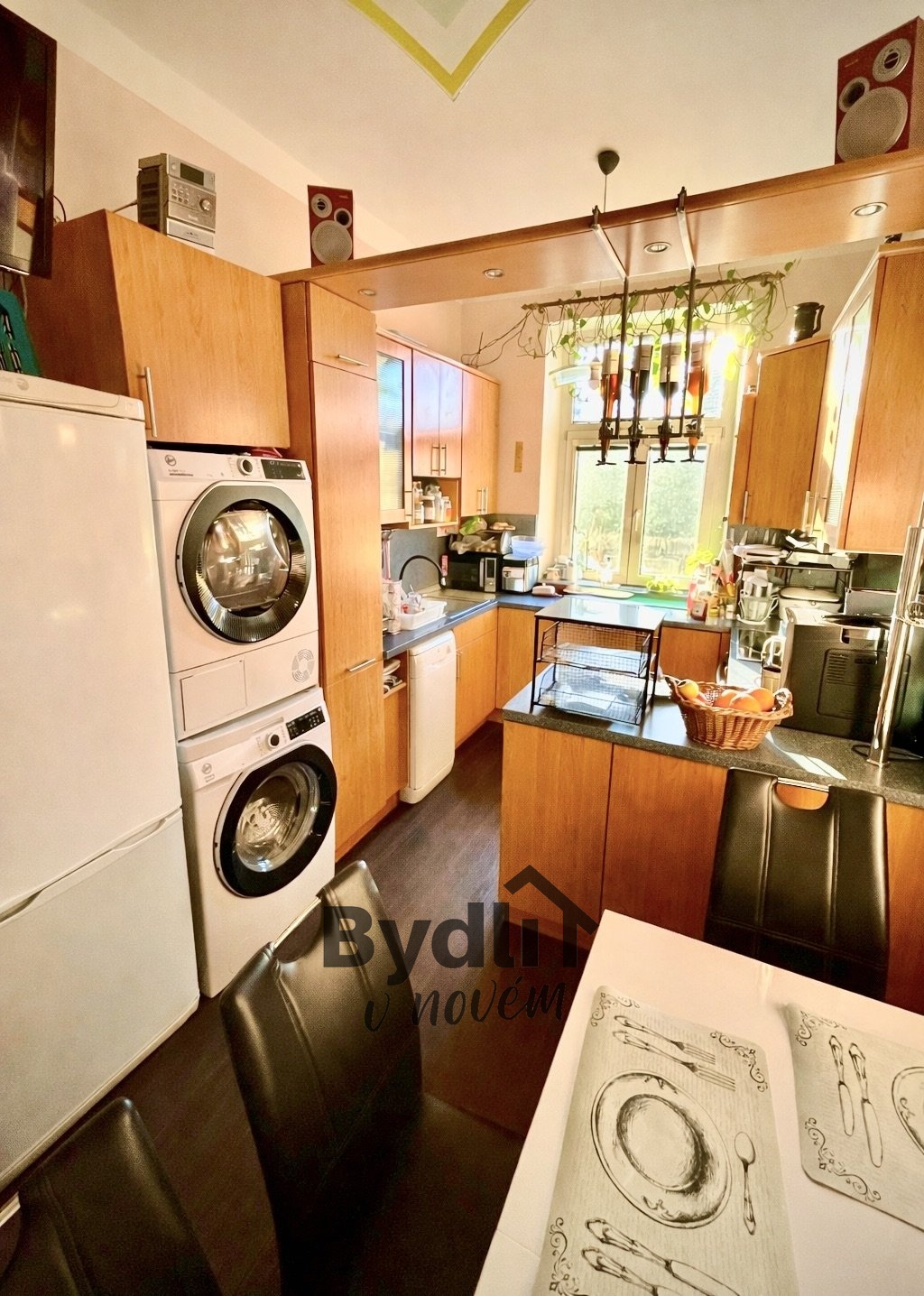 3CD5BBBF-33D3-48F7-809E-685ECD33FACB_1_201_a