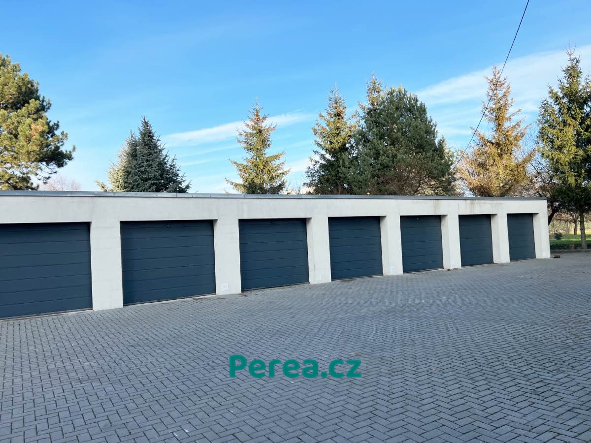 Prodej garáže, 16 m2 - Holešov, ul. Bořenovská