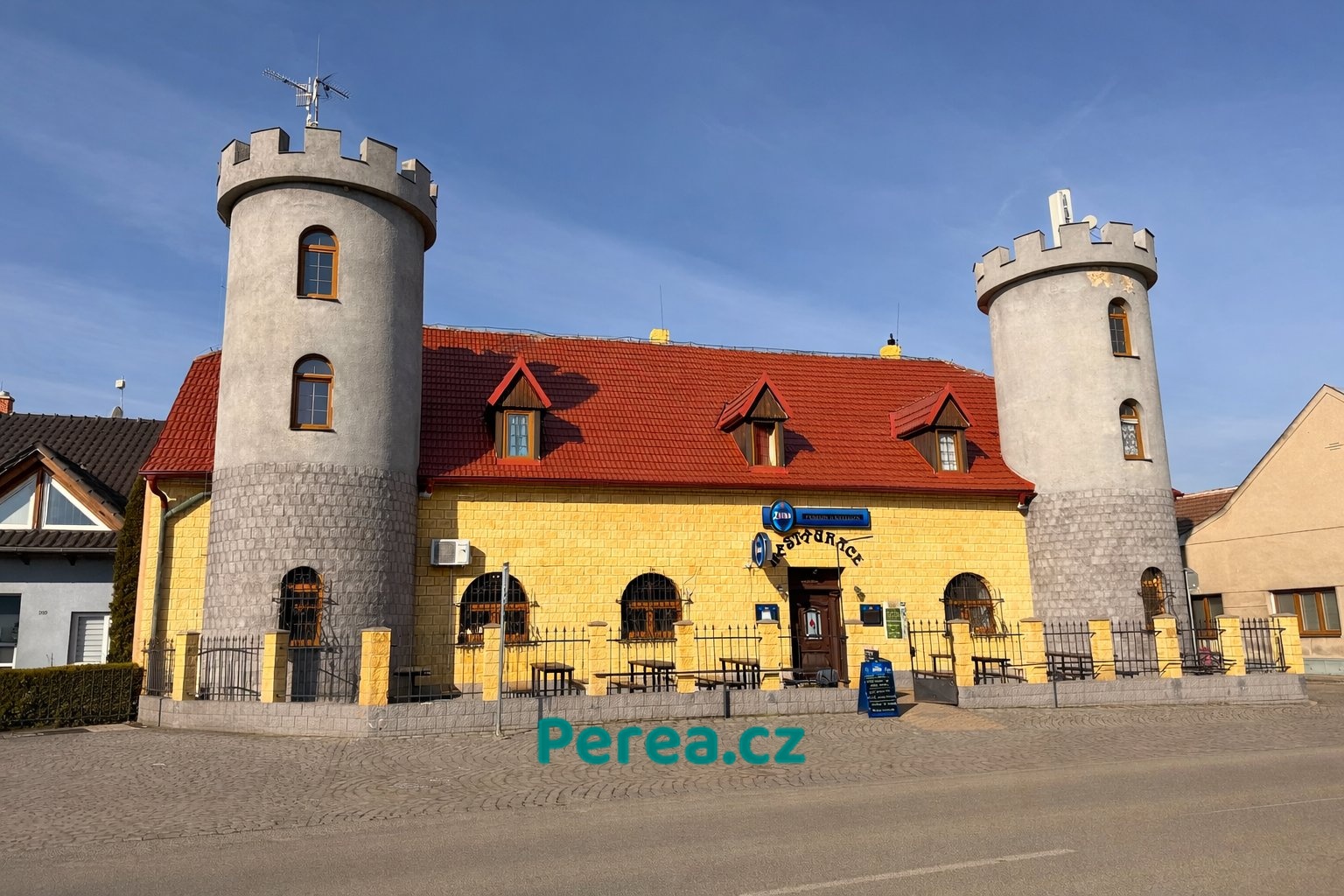 Pronájem restaurace 160 m², Záříčí