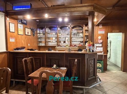 Pronájem - restaurace, 180 m²