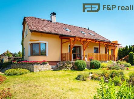 Prodej - dům/vila, 320 m²