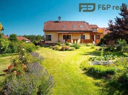 Prodej - dům/vila, 320 m²