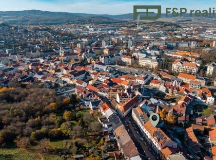 Prodej - dům/vila, 322 m²