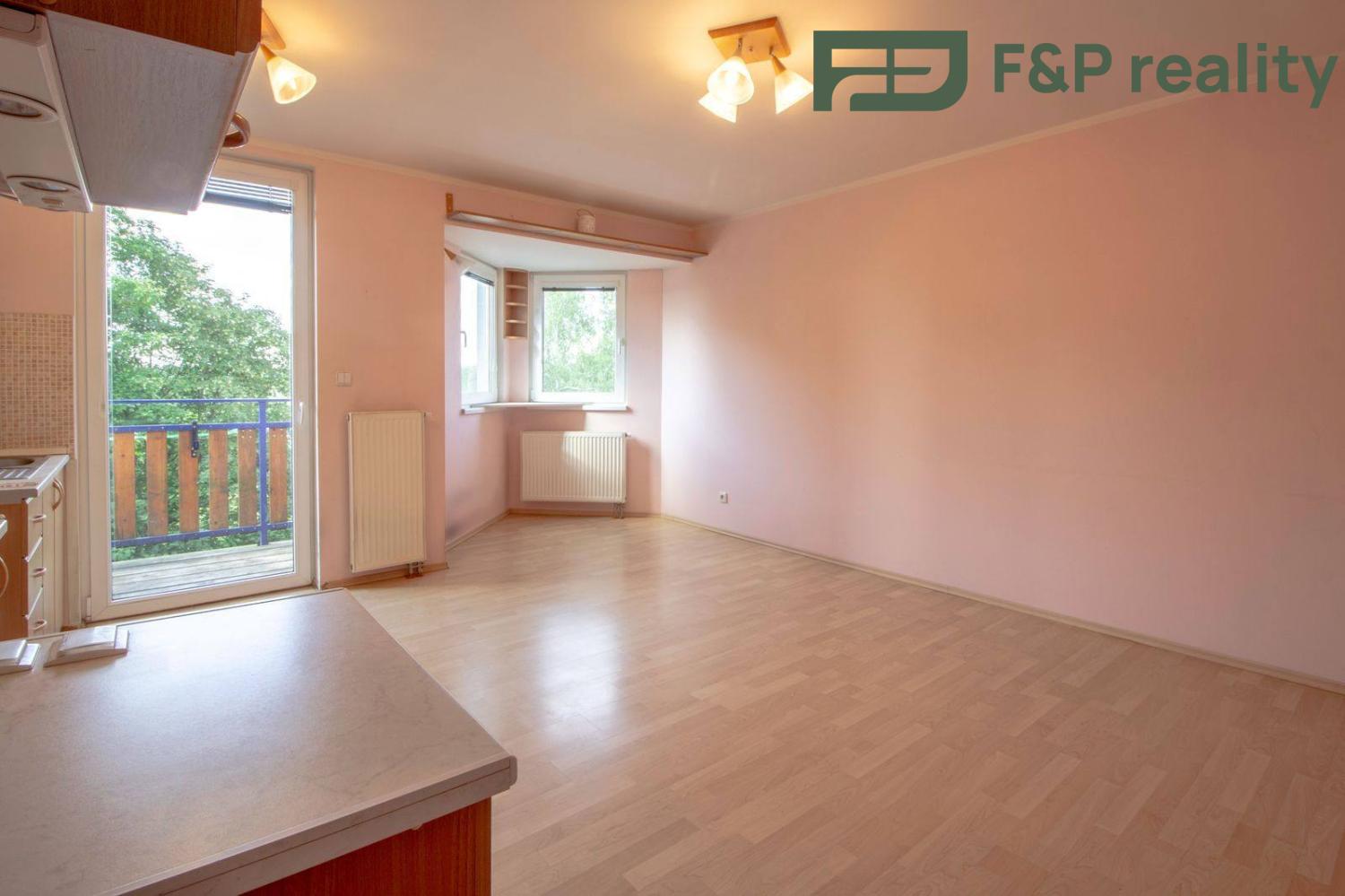 Pronájem byt 2 + kk, 44㎡|Středočeský kraj, Praha-východ, Říčany, V řešetě 1704, 25101