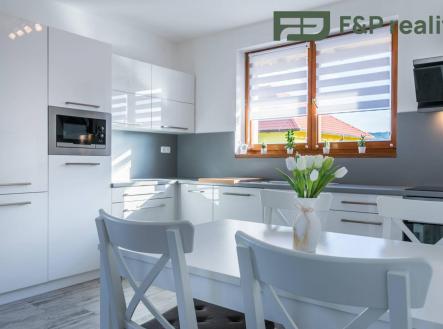 Prodej - dům/vila, 112 m²