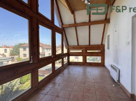 Prodej - dům/vila, 321 m²