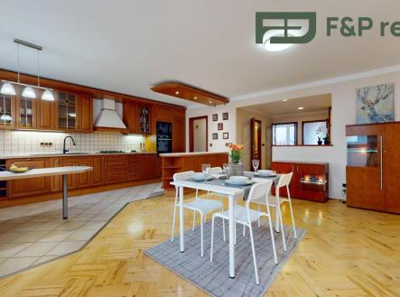 Pronájem bytu, 6+kk, 130 m²